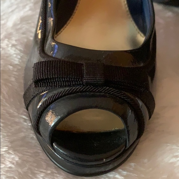 BNWOT Charles David Platform Peep Toe Heel - Picture 7 of 7